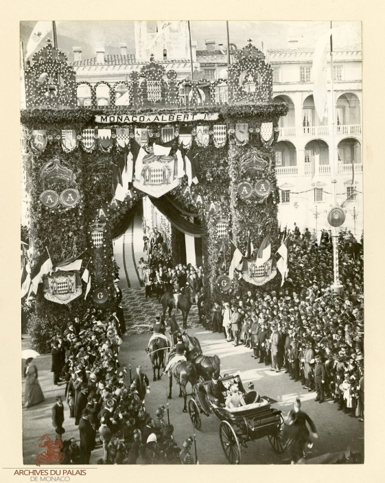 <span x-html="highlightInnerHTML('Fêtes suivant l'avènement du prince Albert I<sup>er</sup>, 12 janvier 1890')"></span>