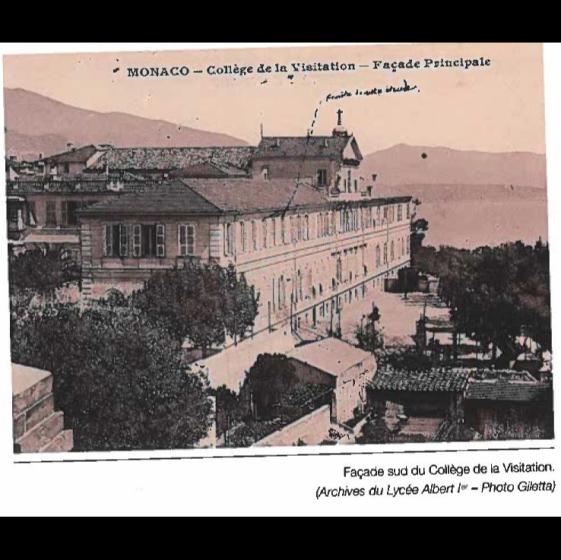 <span x-html="highlightInnerHTML('Le couvent et le collège de la Visitation')"></span>